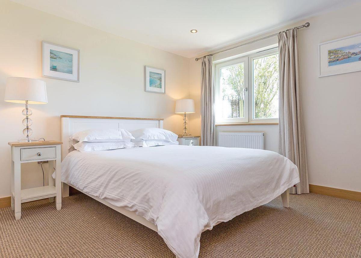 Swandown Lodges Chard Bagian luar foto