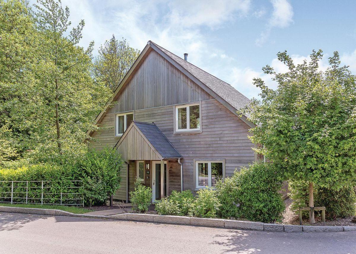 Swandown Lodges Chard Bagian luar foto