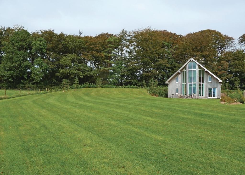Swandown Lodges Chard Ruang foto