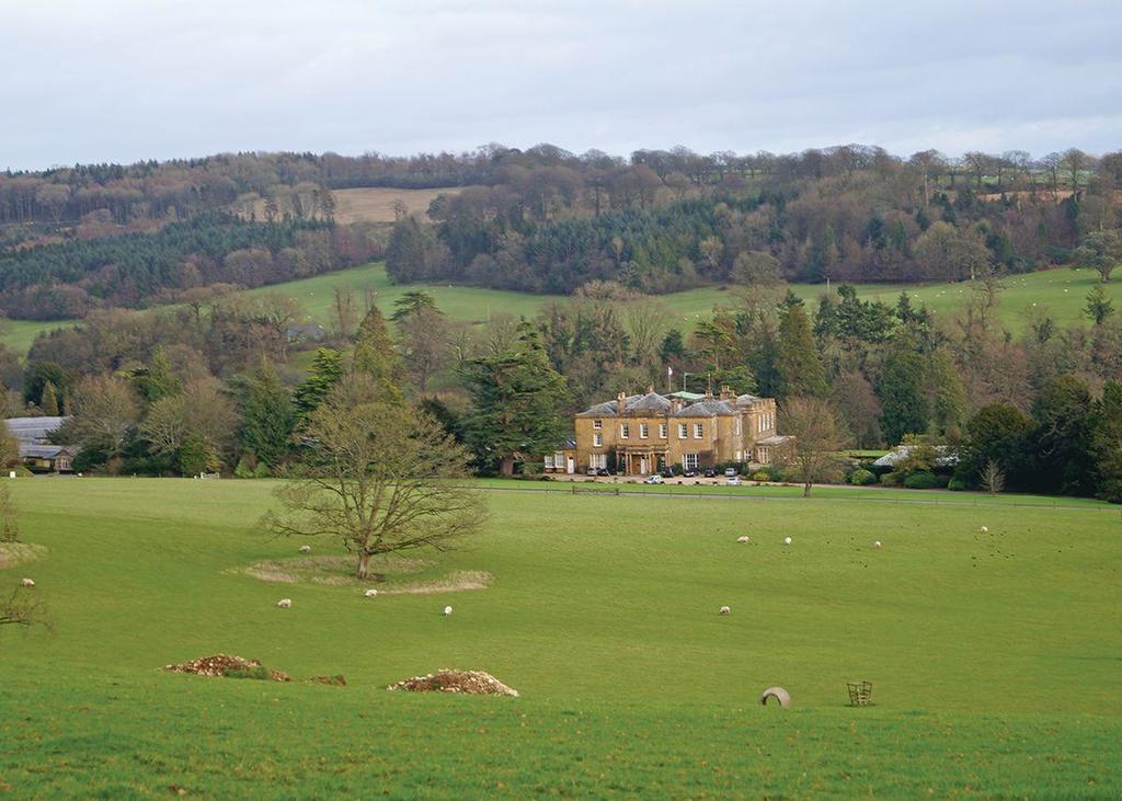 Swandown Lodges Chard Bagian luar foto
